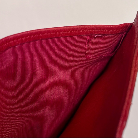 🌟Vintage Chanel Red Compact Wallet - Picture 6 of 13